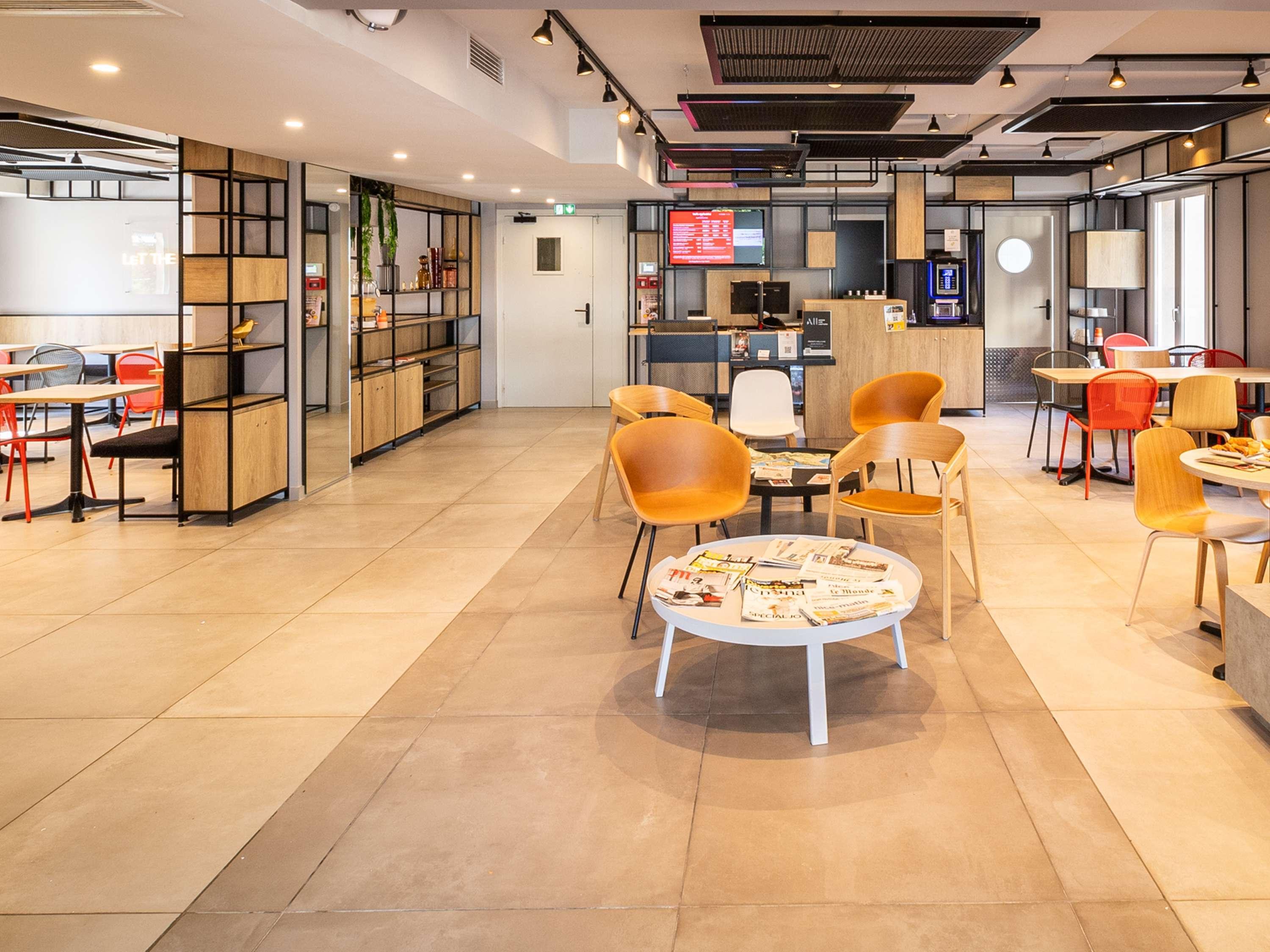 Vista Lobby Ibis Roquebrune Cap Martin Menton