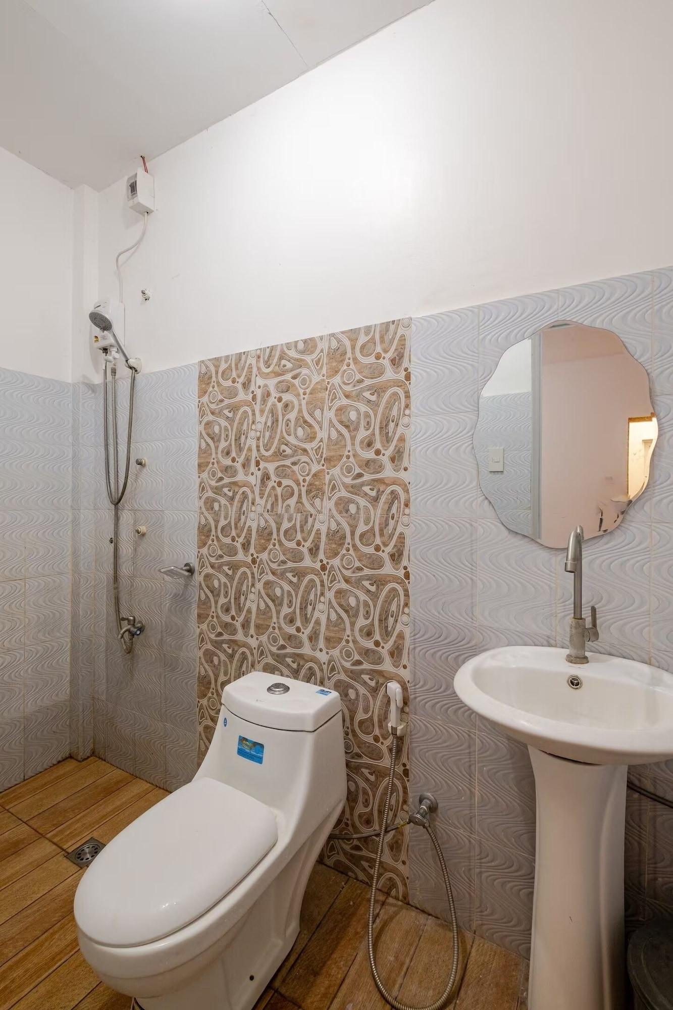 Equipamiento de Habitación Ross Rose Budget Hotel