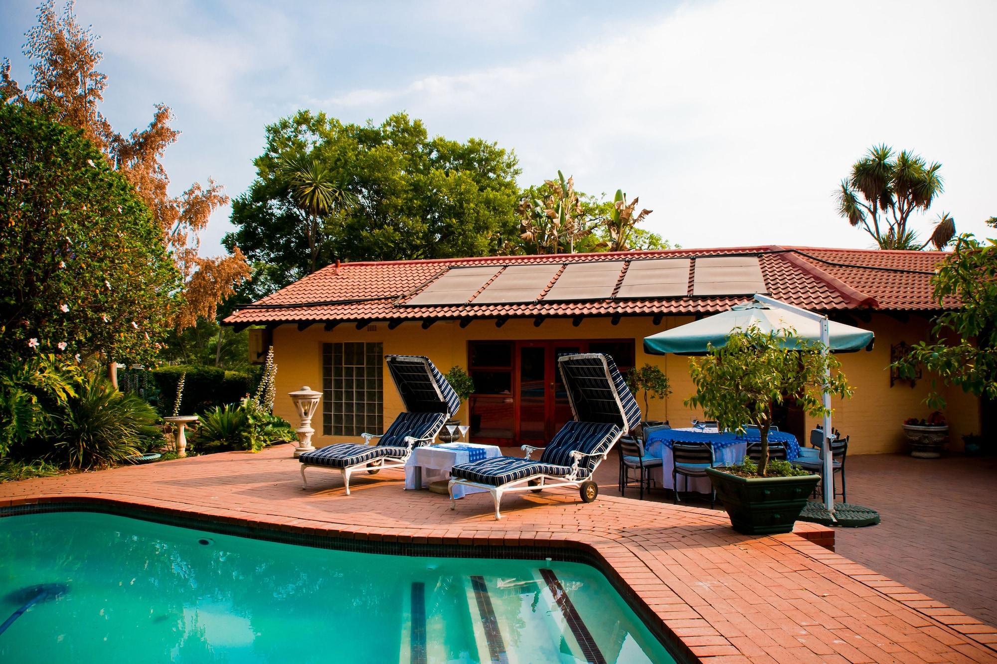 Vista Piscina Little Tuscany Boutique Hotel