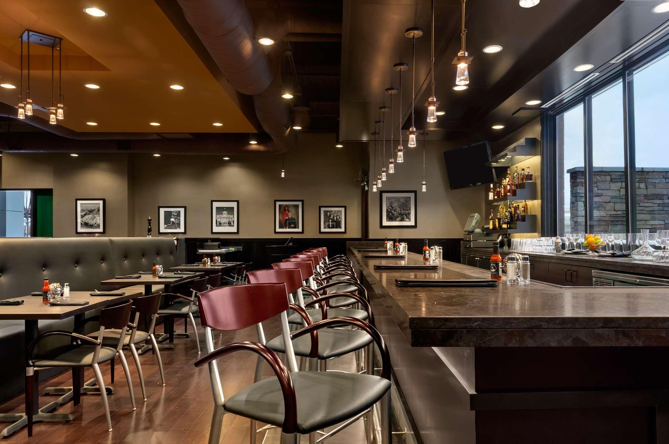 Bar/Salón Embassy Suites by Hilton Salt Lake West Valley City