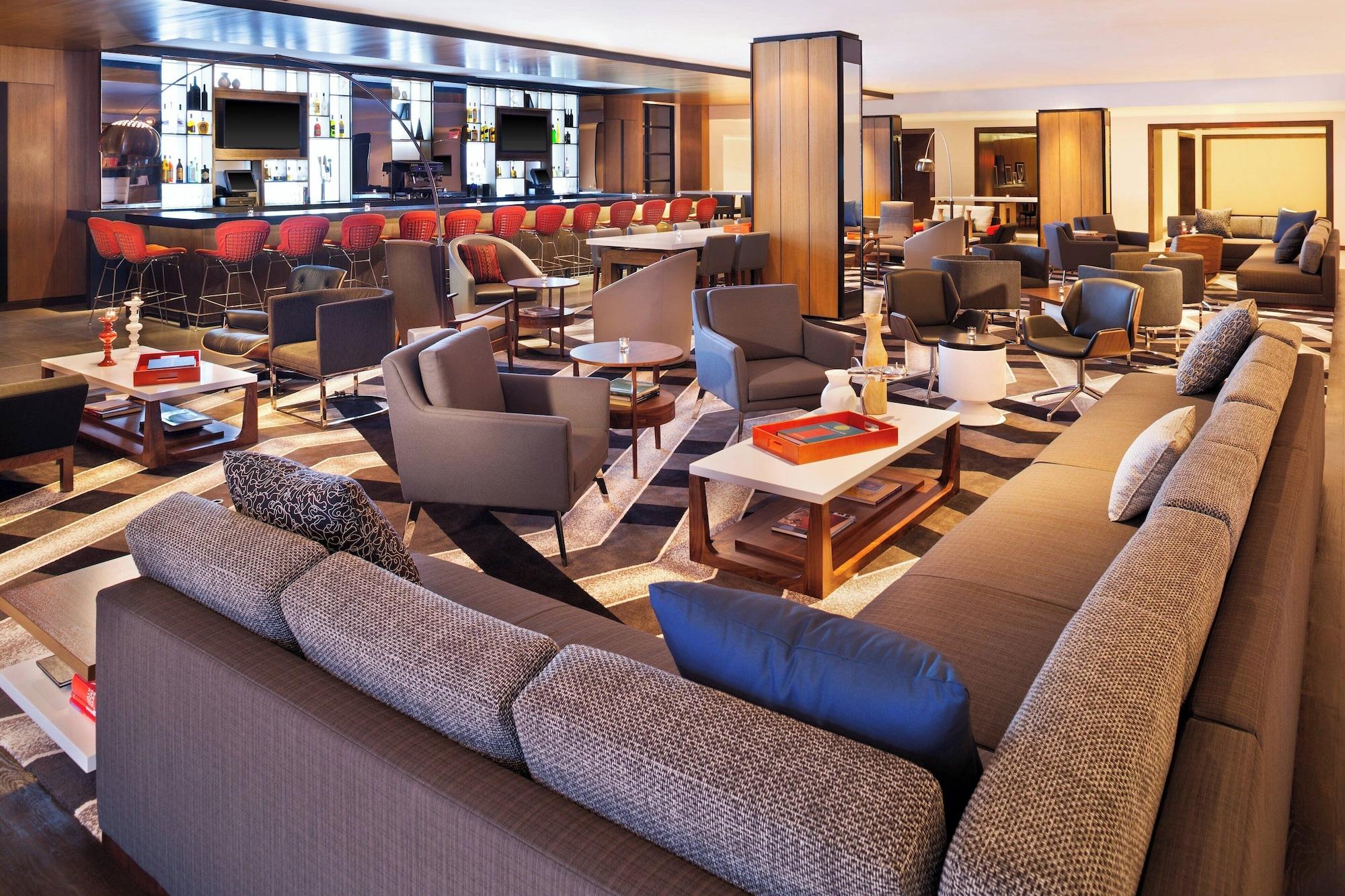 Vista Lobby Le Meridien Atlanta Perimeter by Marriott
