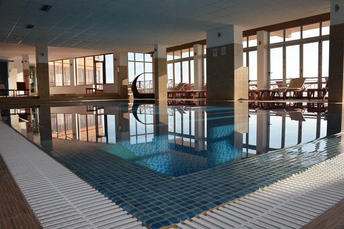 Vista Piscina Hotel Milmari