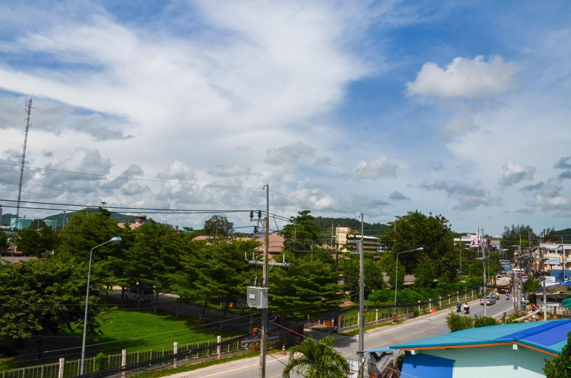 Vista Exterior S2 Airport Residence