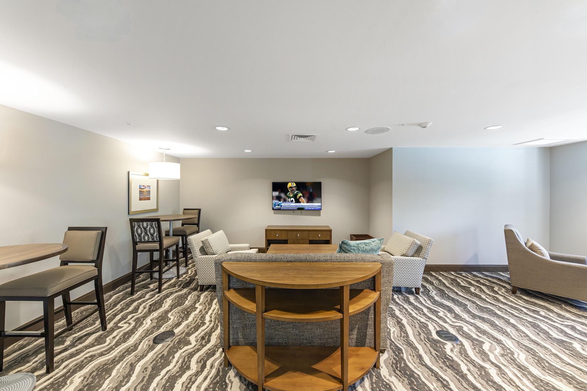 Vista Lobby Staybridge Suites Naples – Marco Island by IHG
