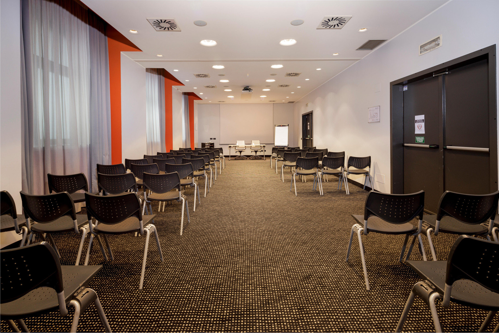 Sala de Reuniones Best Western Falck Village Hotel