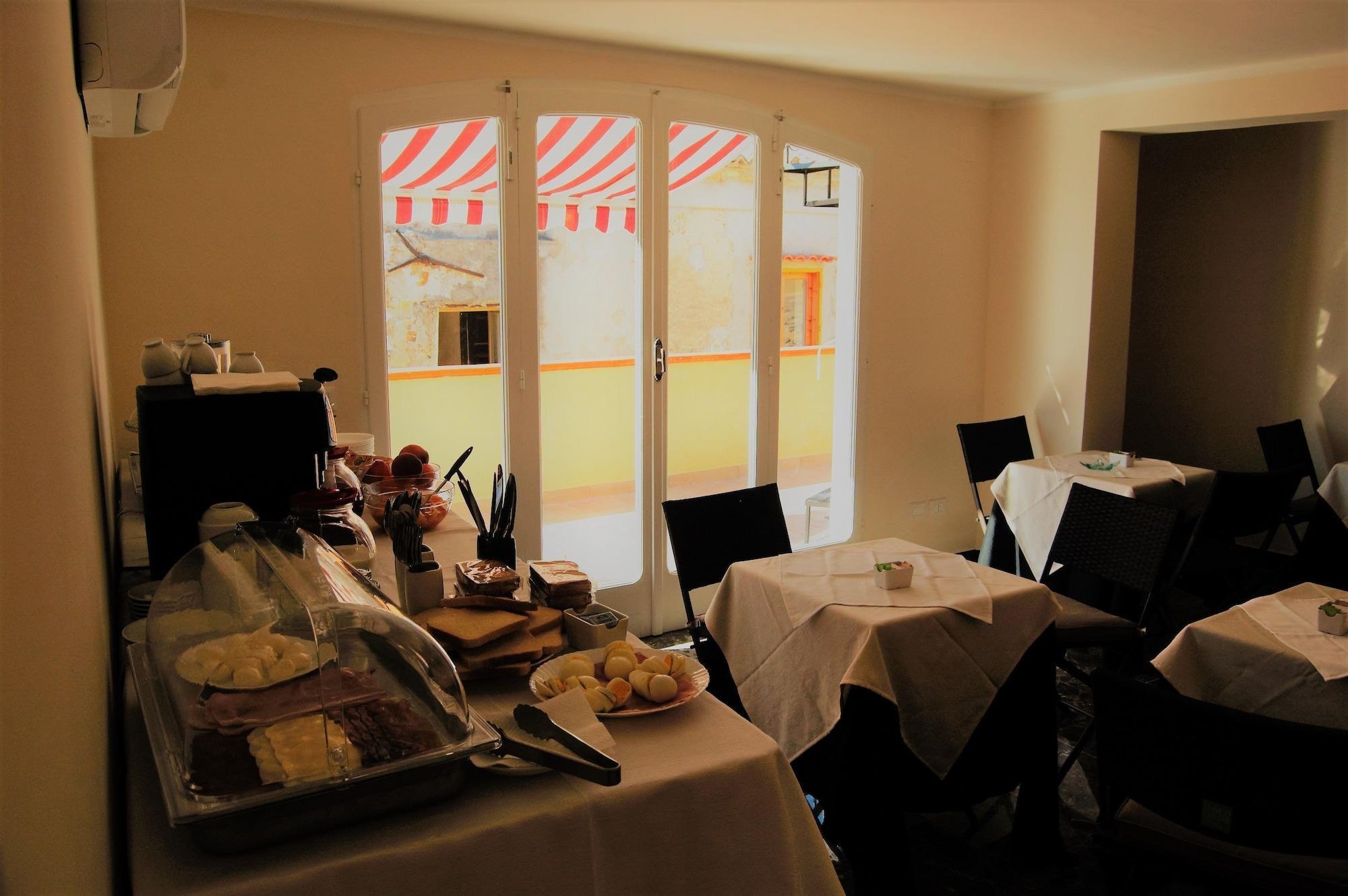 Restaurant B&B THE TOWER Tropea