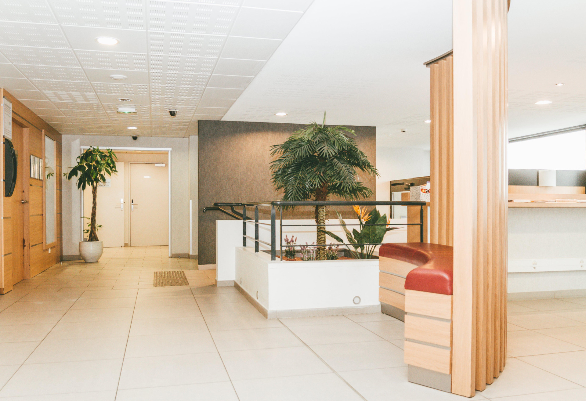 Vista Lobby Terres de France - Appart'Hotel Quimper