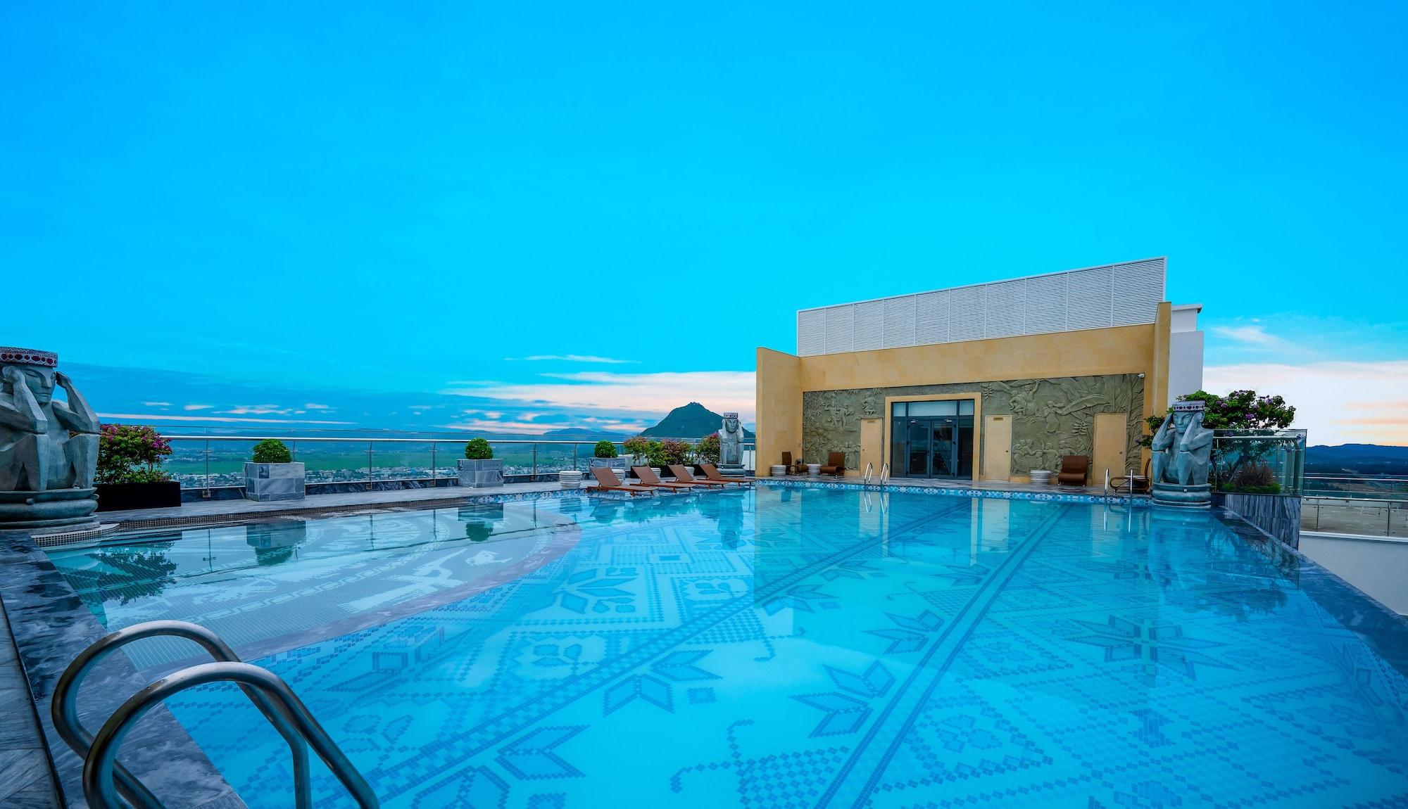 Vista Piscina Mandala Hotel & Spa Phu Yen - 24-hour stay
