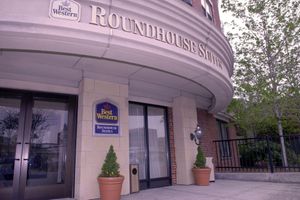 Alojamiento - Roundhouse Suites