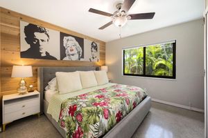 Alquiler Vacacional - Martini Manor is the ultimate Tropical Oasis with a private Heated Pool!
