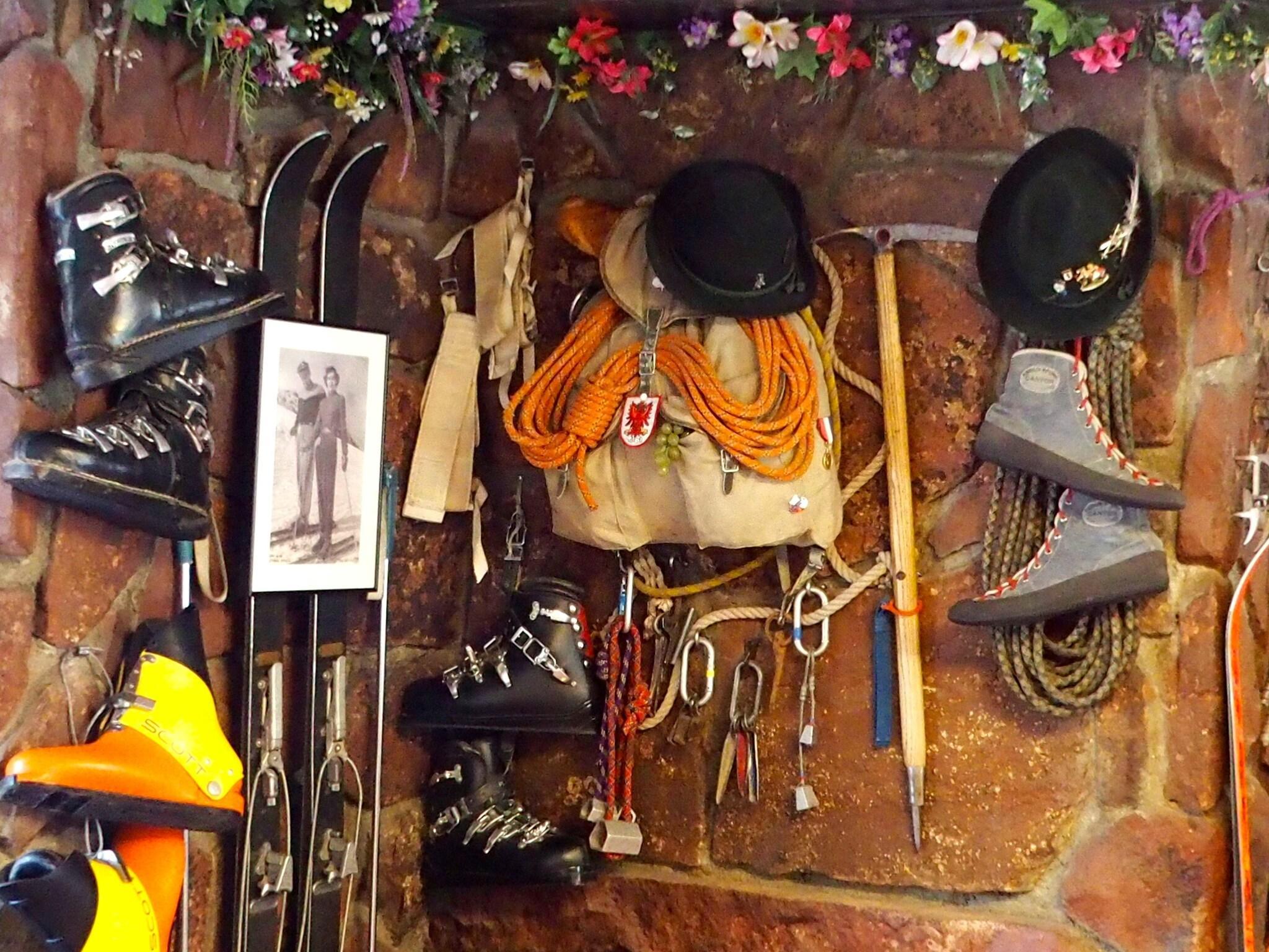 Vista Lobby Tyrolean Lodge