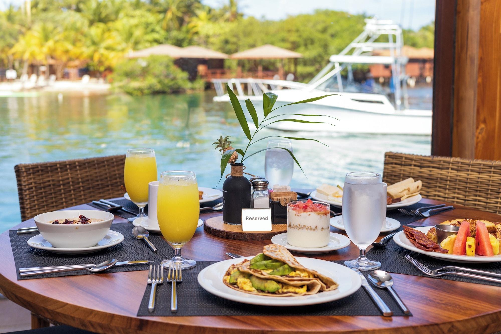 Restaurant Anthony's Key Resort