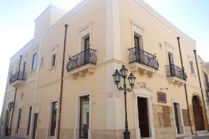 Alojamiento - Kelina Charme Hotel by Cantine Due Palme