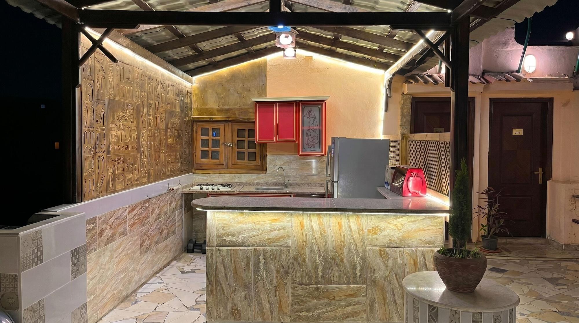 Restaurant King Badr pyramids inn