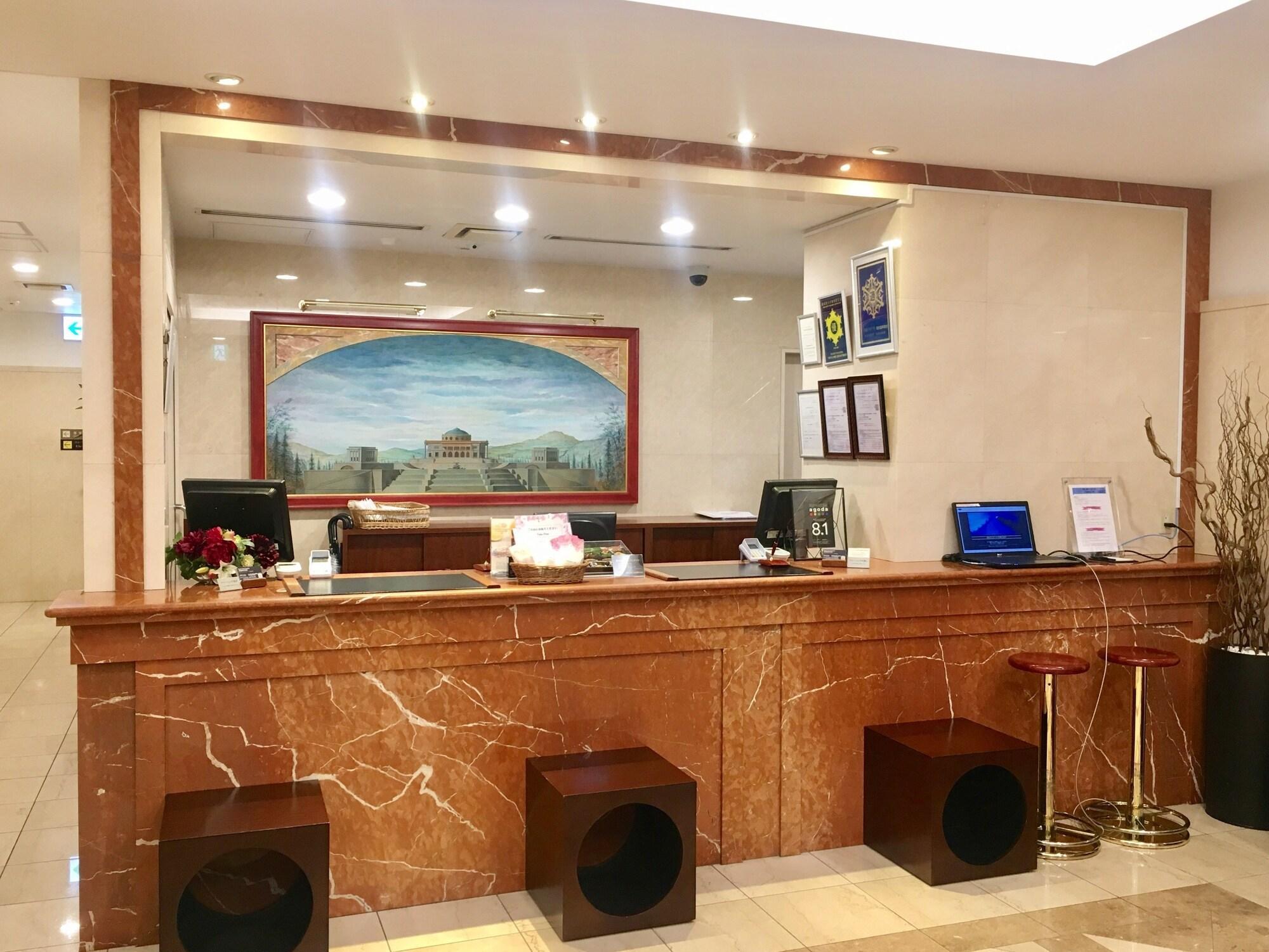 Vista Lobby Villa Fontaine Jimbocho