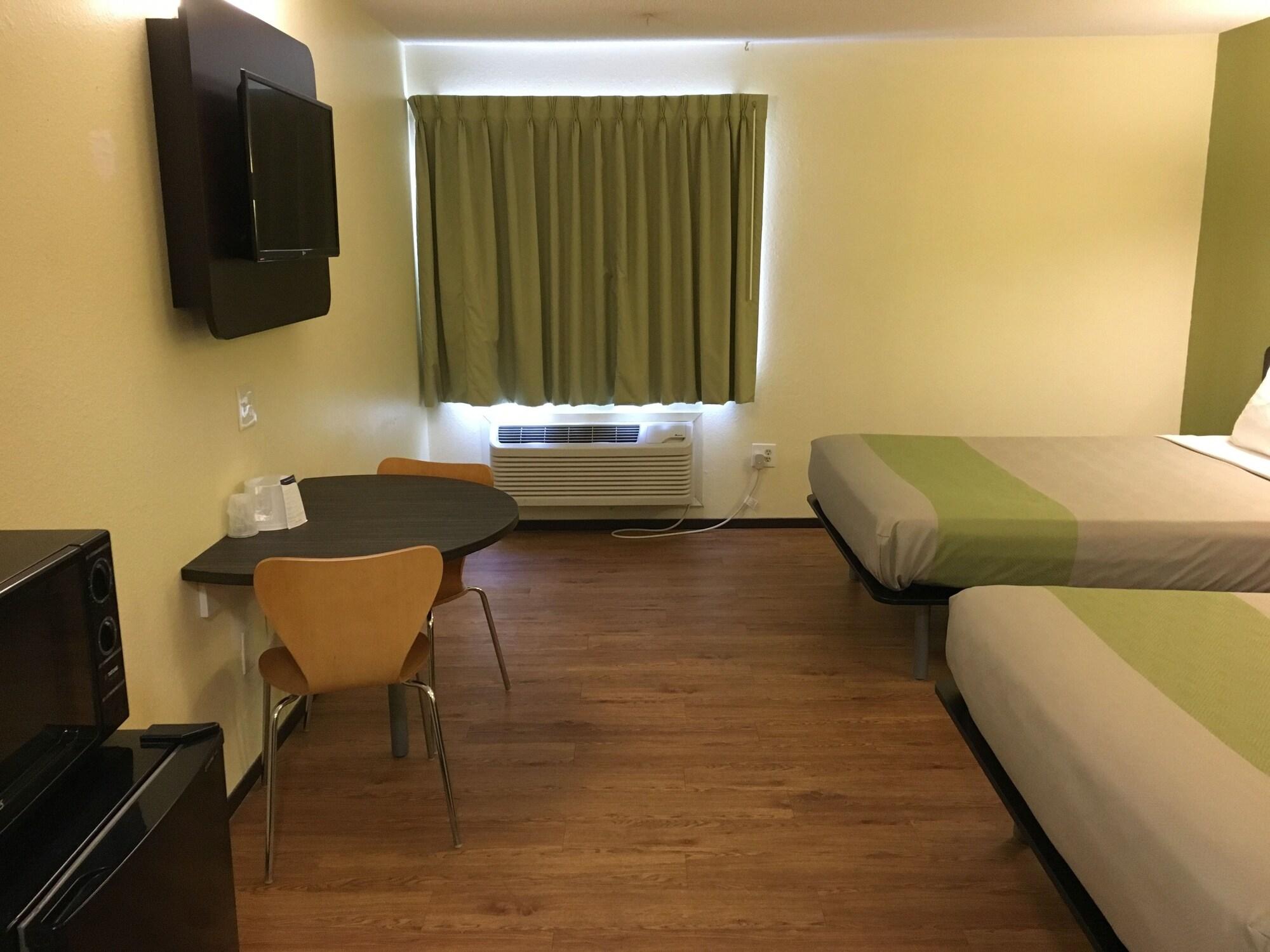 Habitación Motel 6 Troy, IL