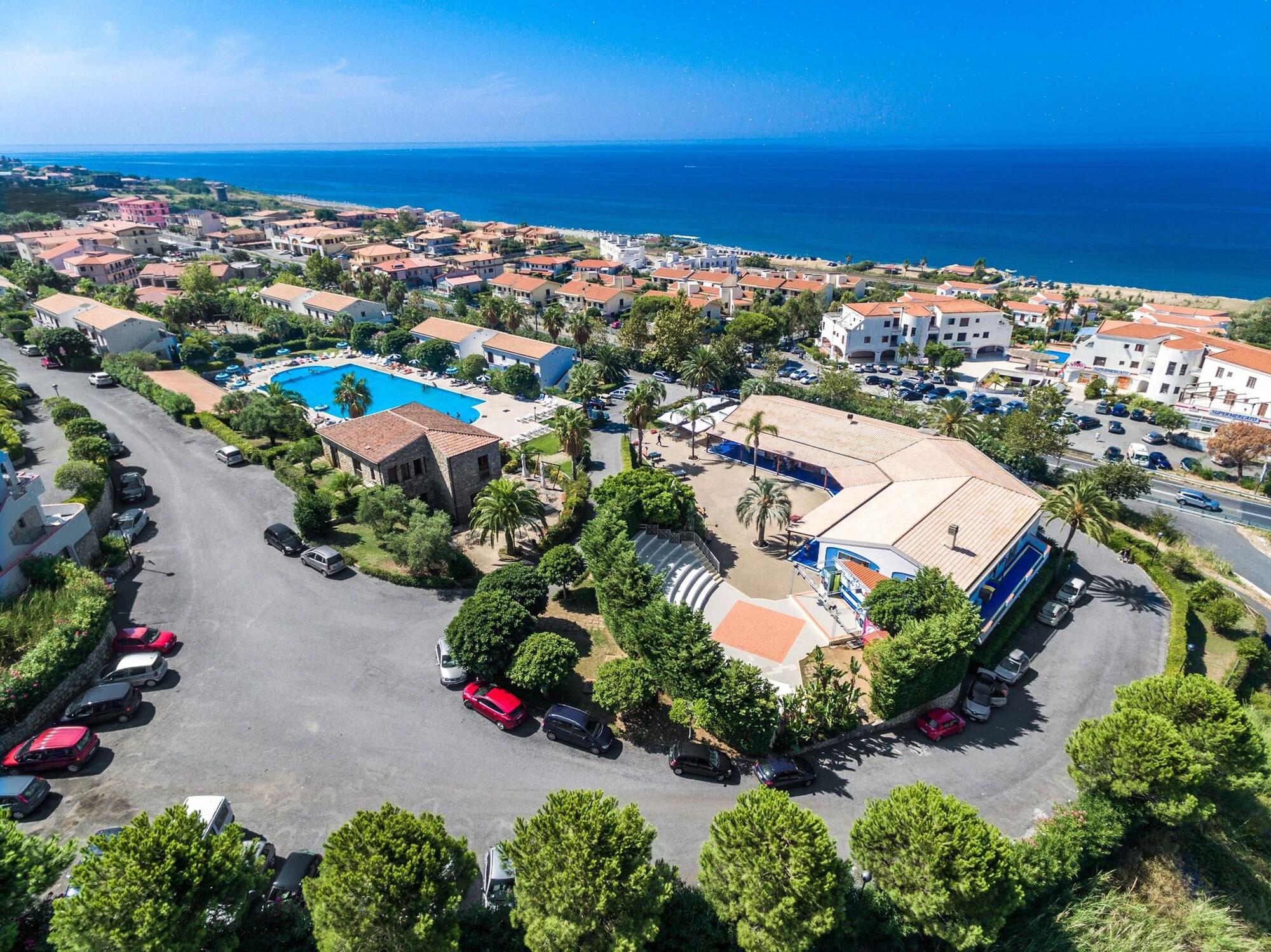 Vista Exterior Hotel Martinica