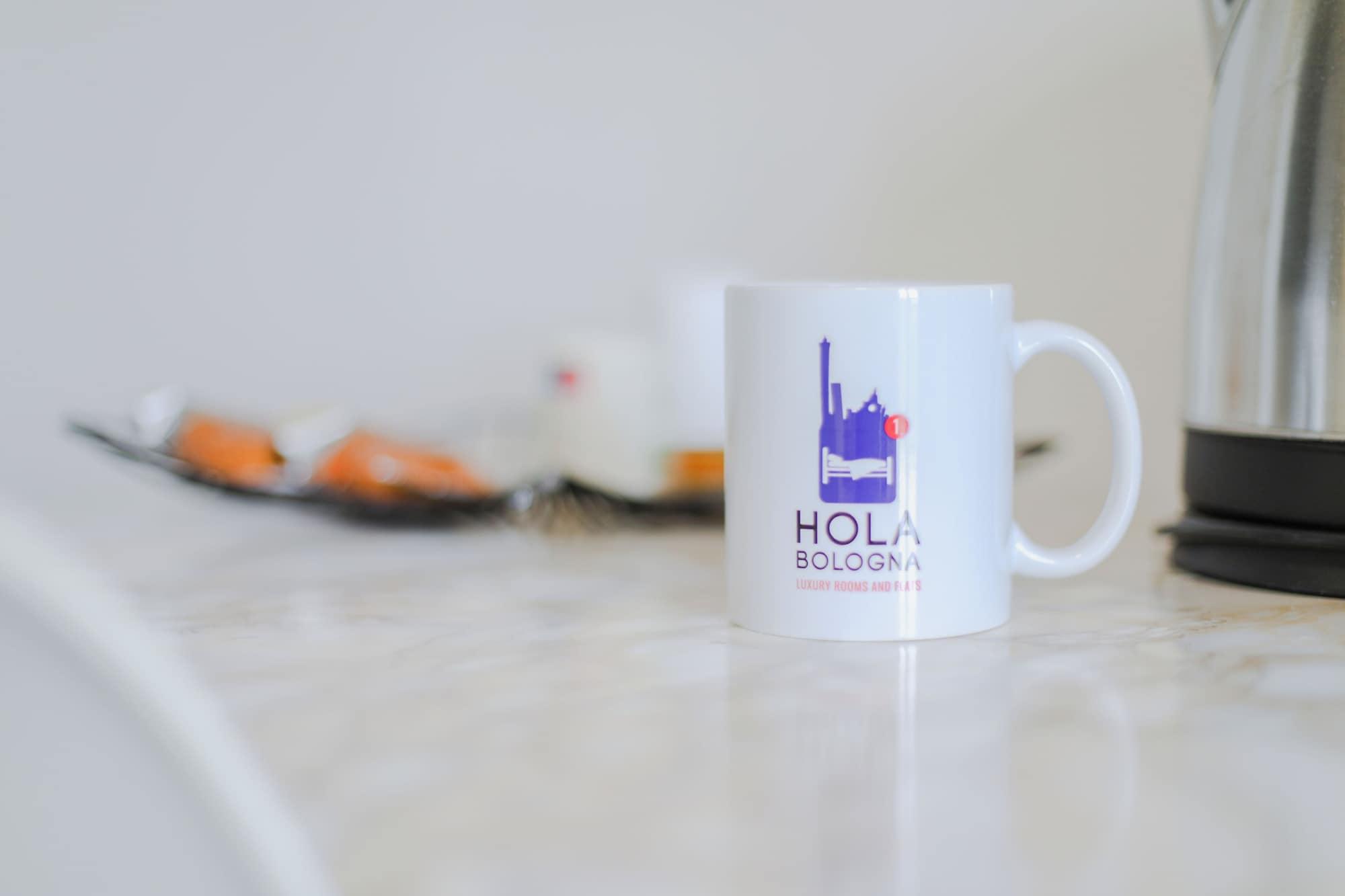 Bar/Salón HolaBologna