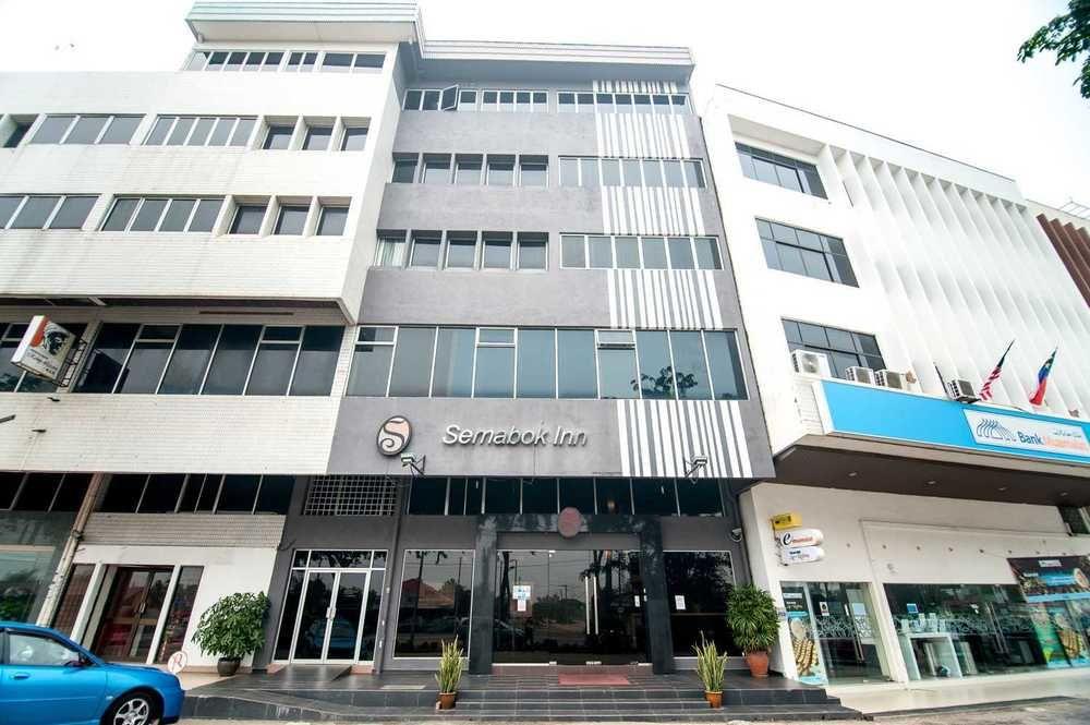 Varios Semabok Inn