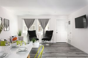 Arriendo temporal - Chic City Apt Near Americana Glendale