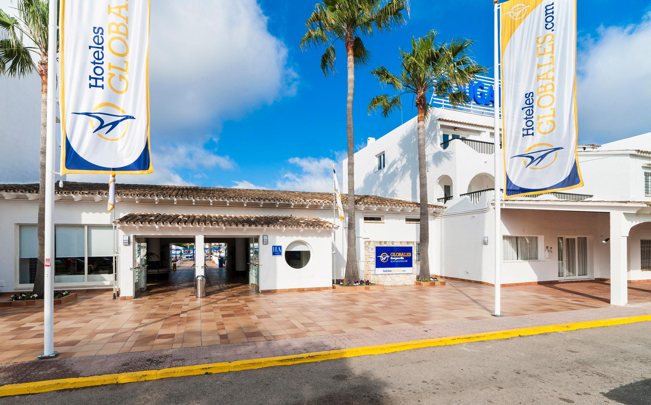 Vista Exterior Globales Aparthotel Bouganvilla