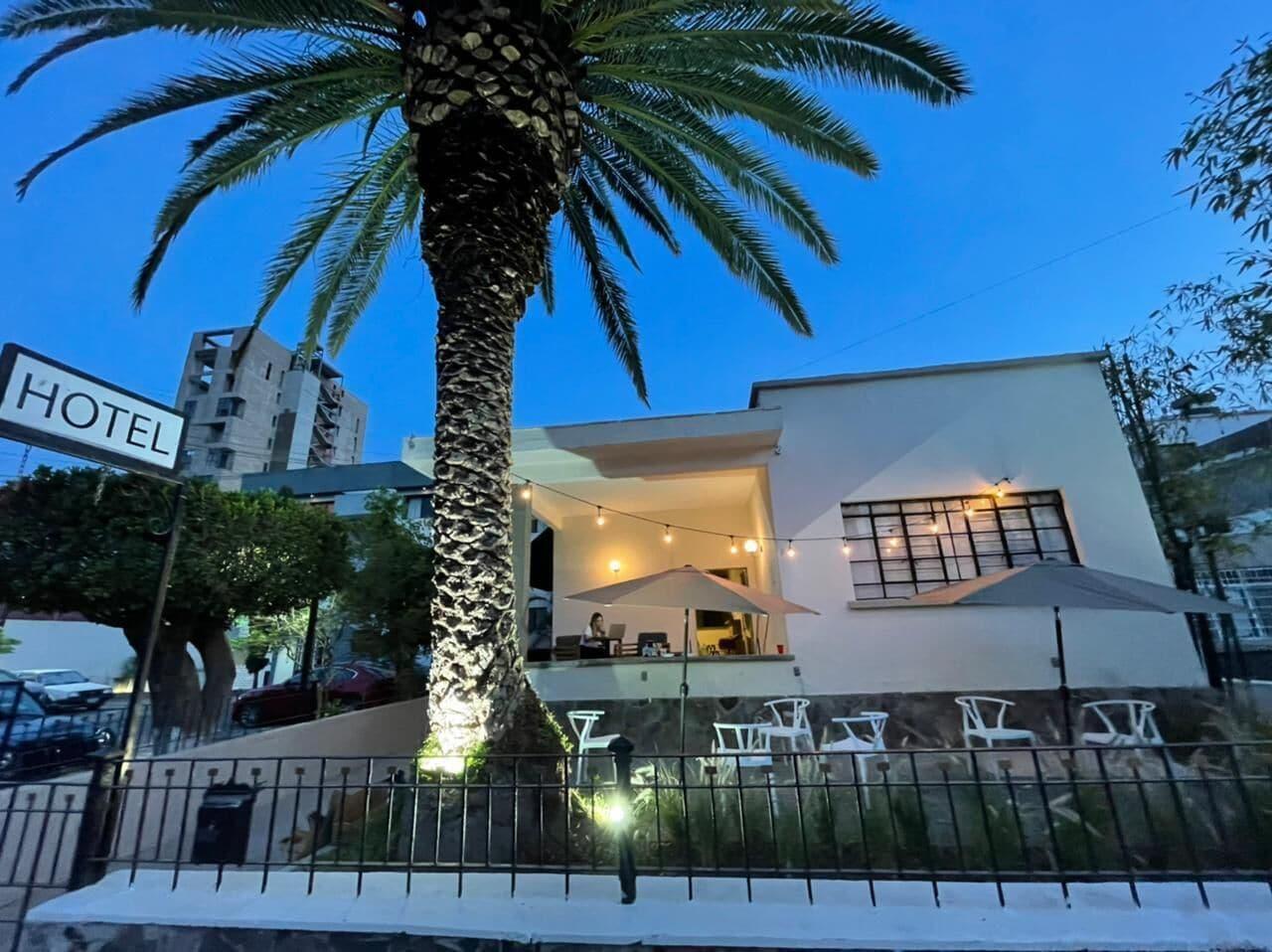 Vista da fachada Jazz & Stay