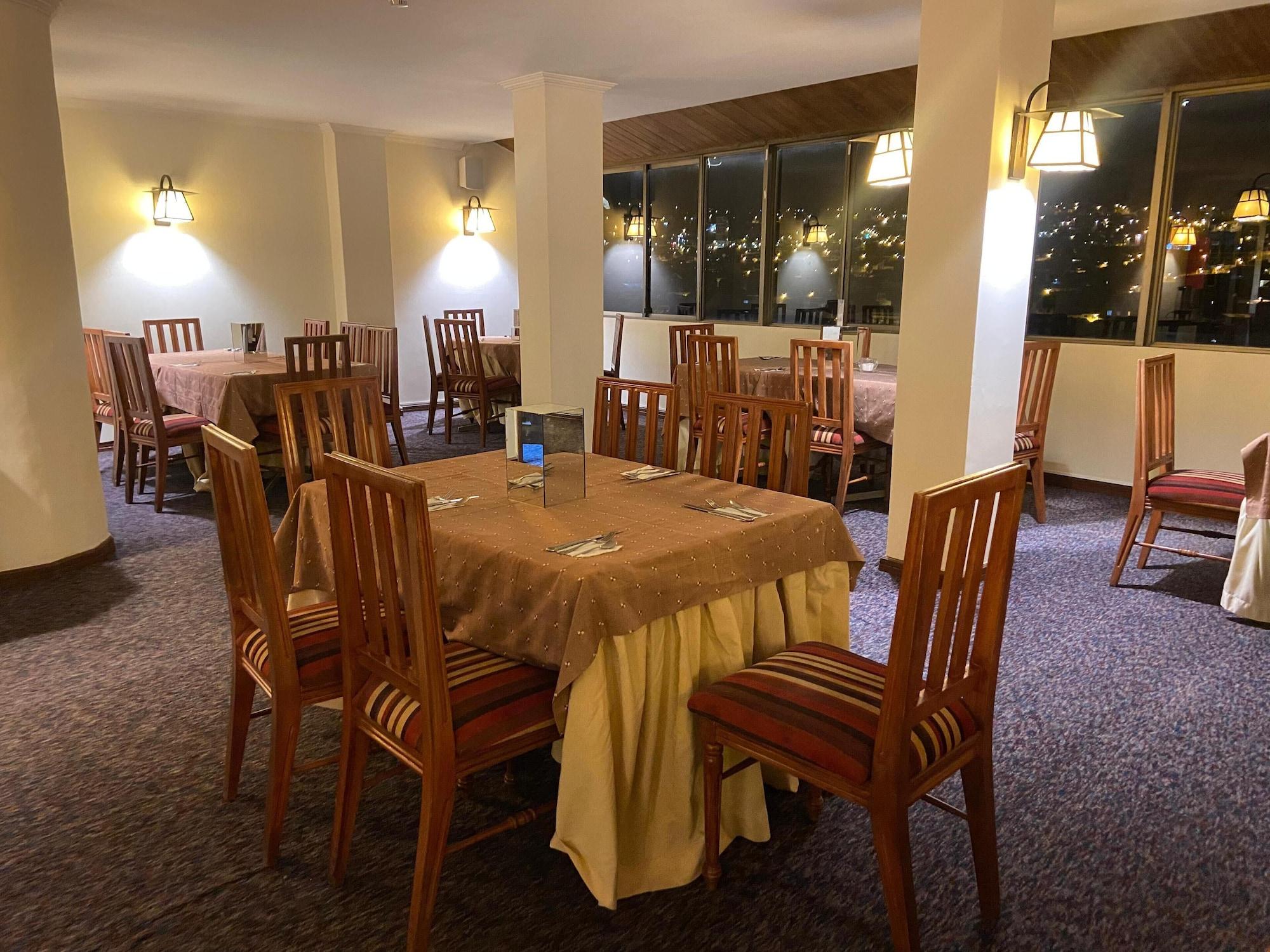 Restaurant Hotel Presidente by NASS