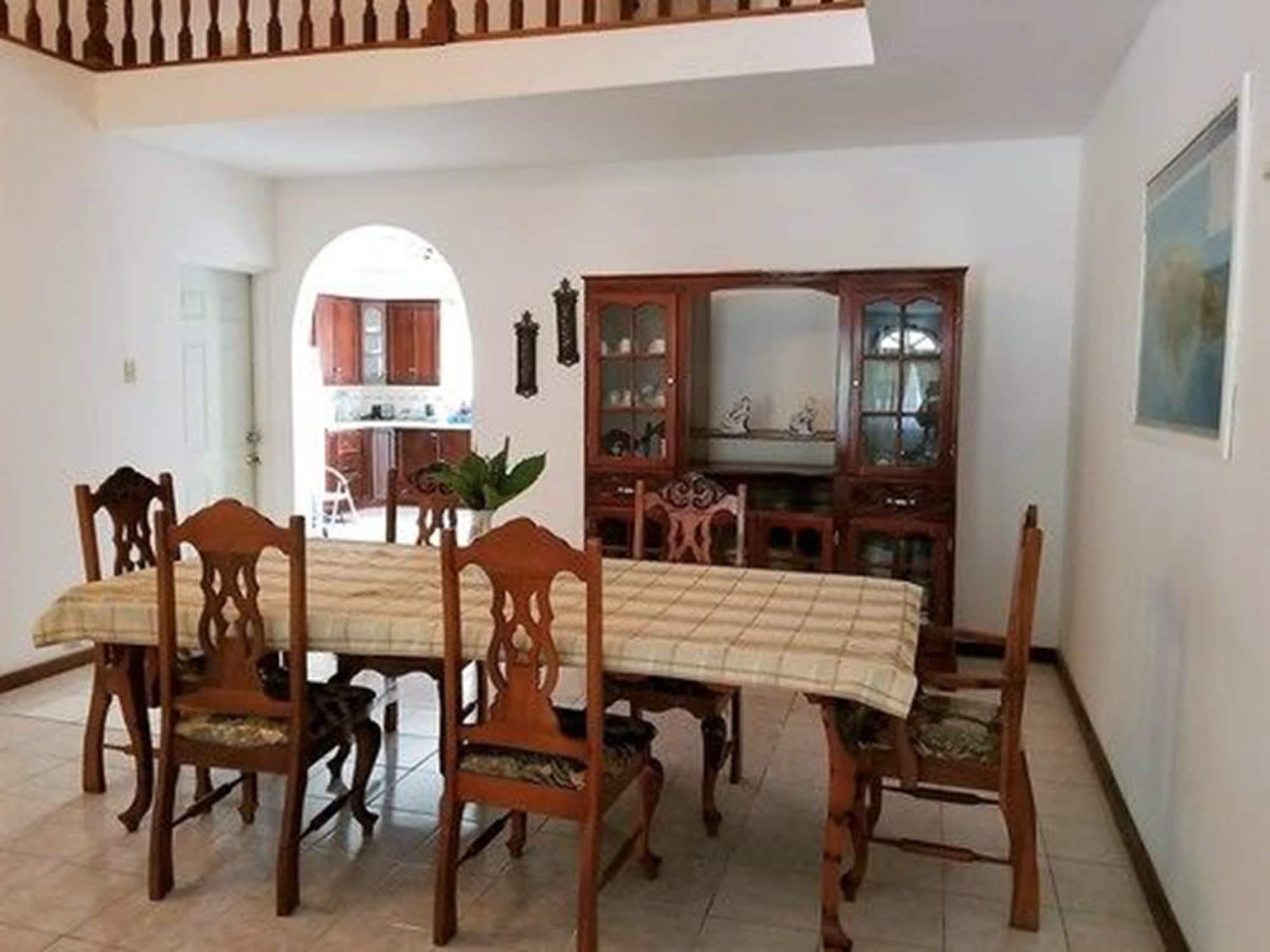 Restaurant Marantha Close