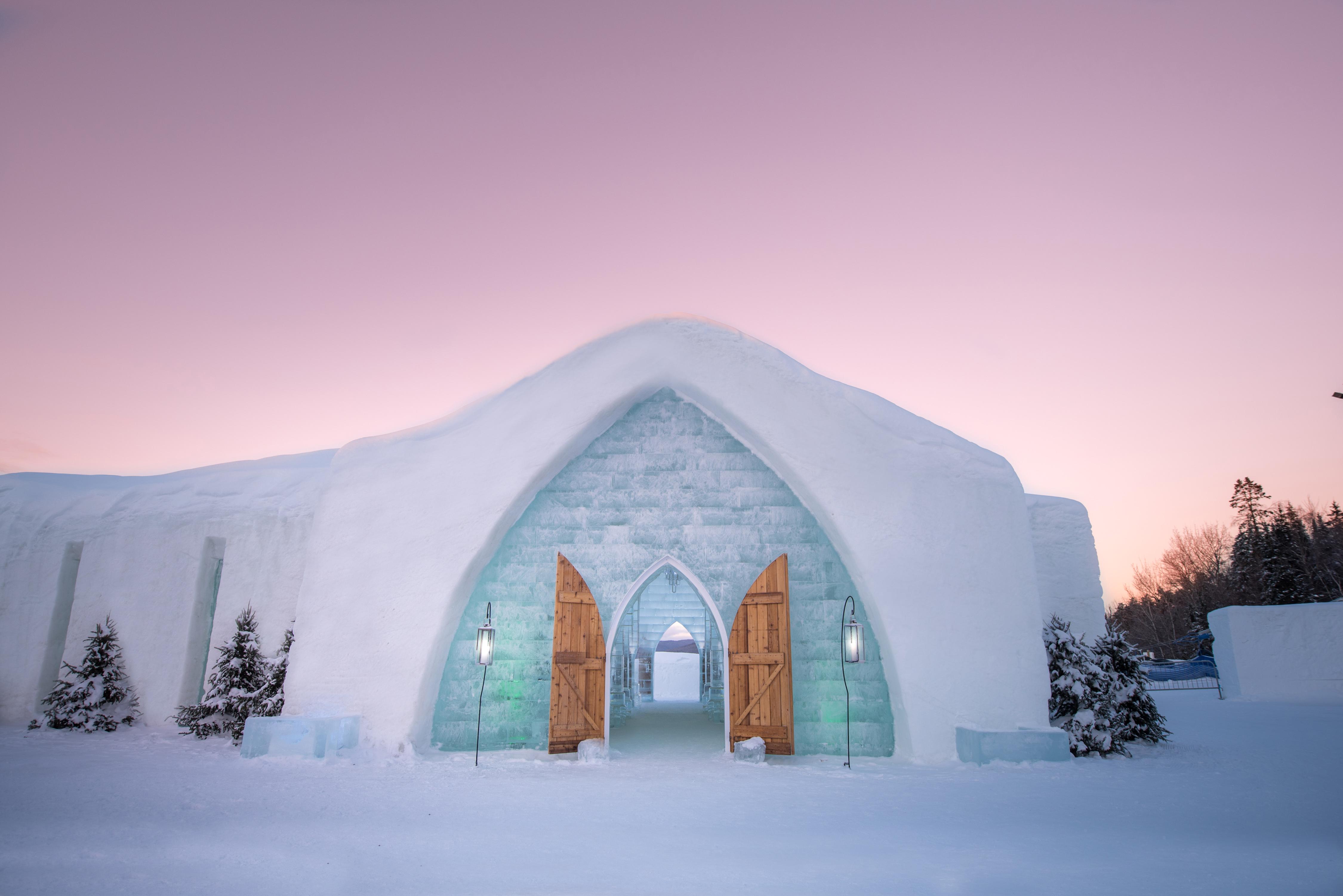 Vista Exterior Hotel De Glace