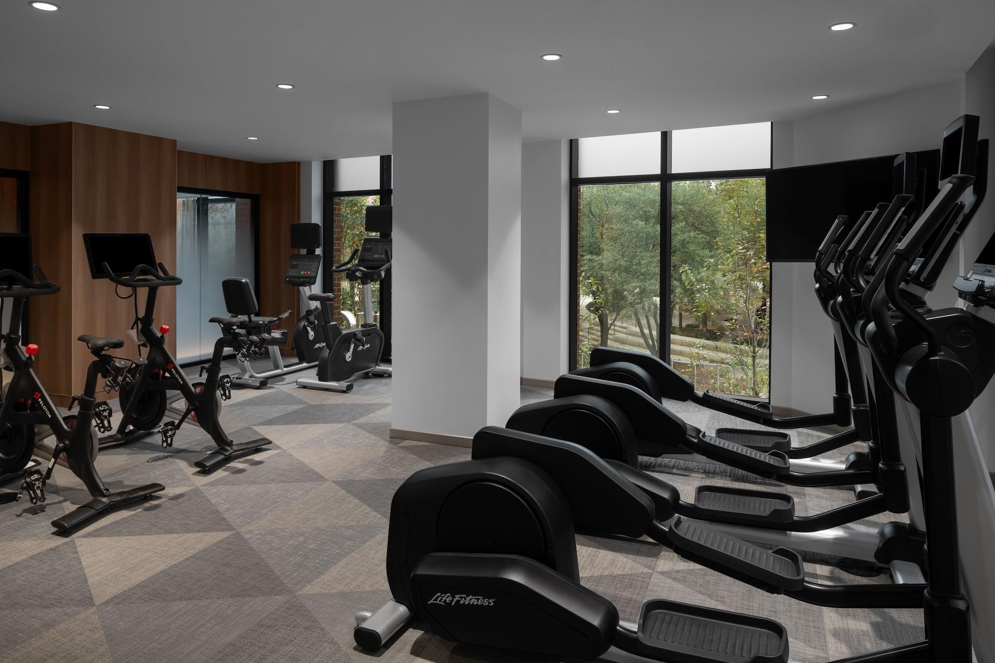Gimnasio Element San Antonio Riverwalk