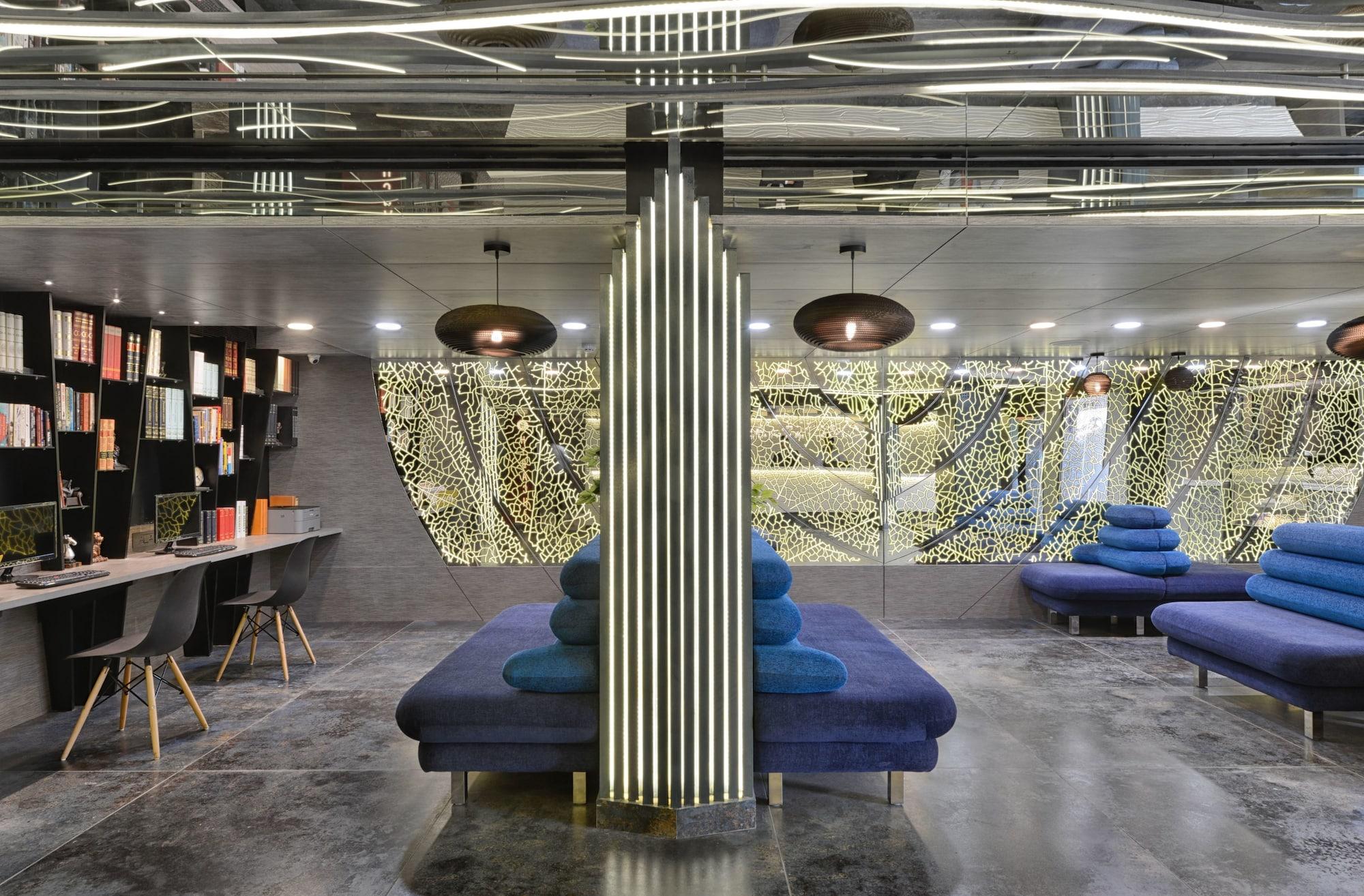 Vista Lobby Regenta Central Antarim Ahmedabad