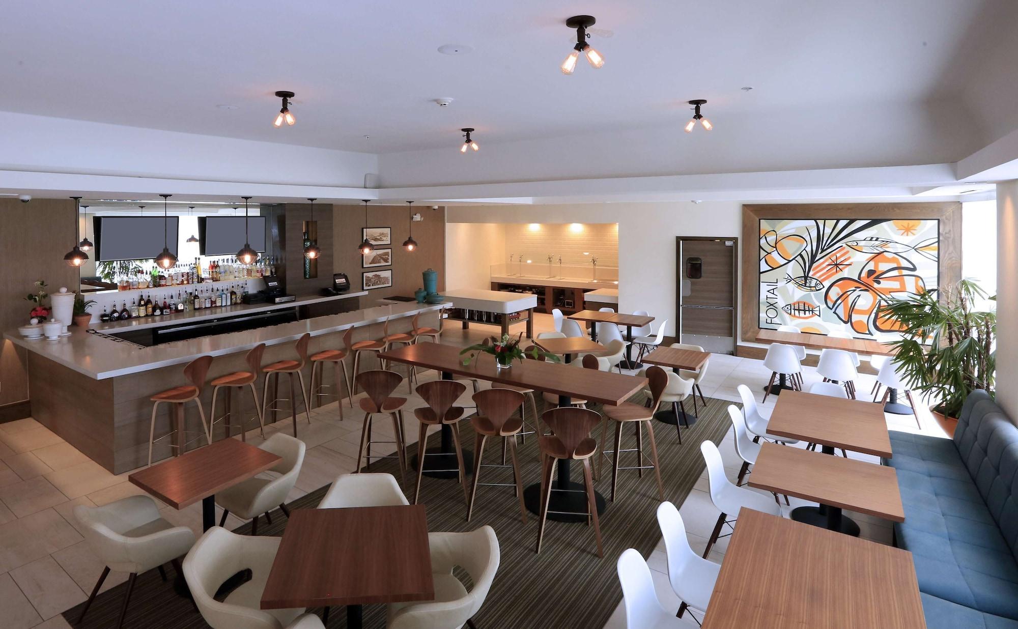 Restaurant DoubleTree by Hilton Hotel Galveston Beach