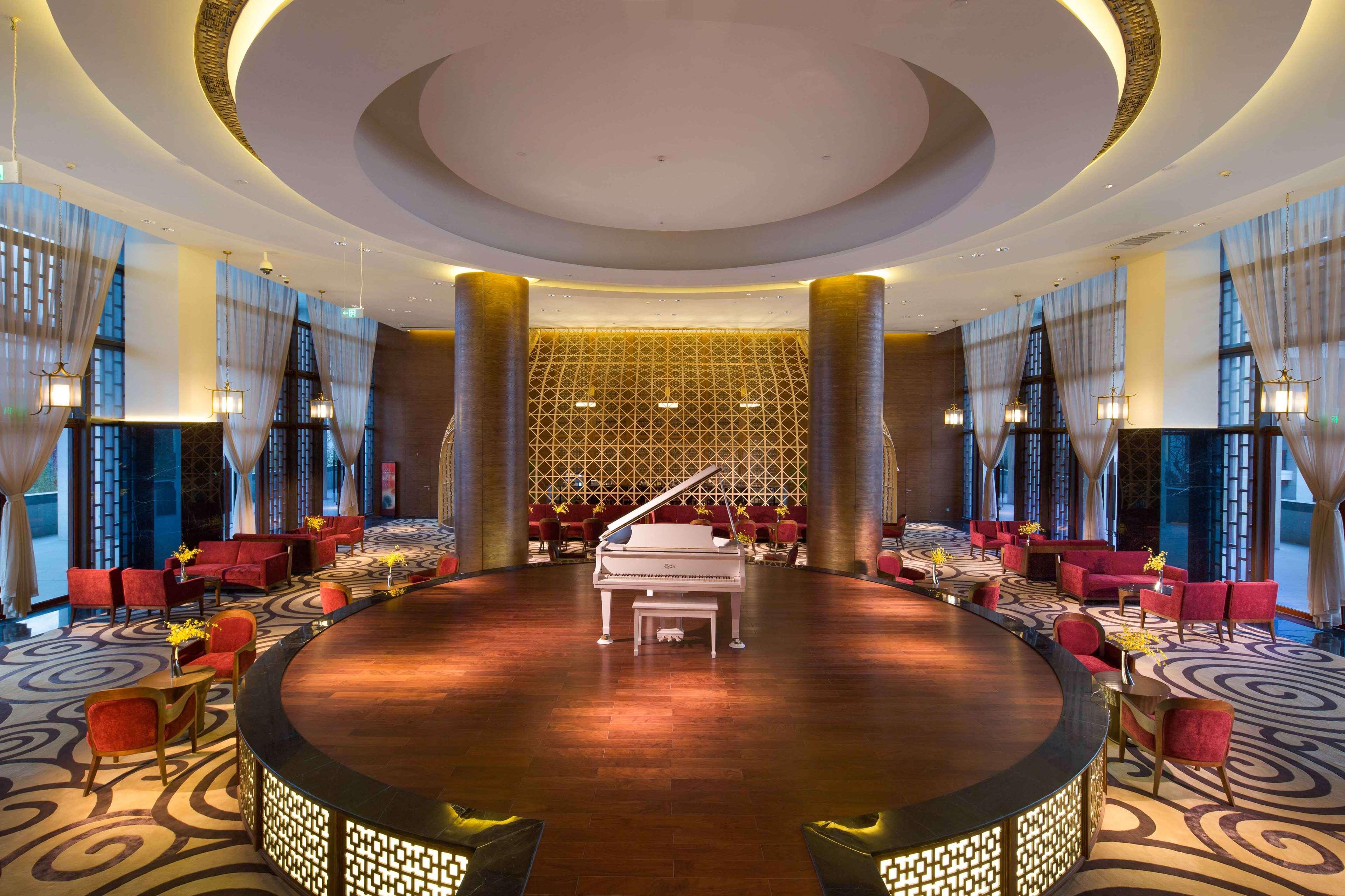 Vista Lobby Angsana Xian Lintong Hotel