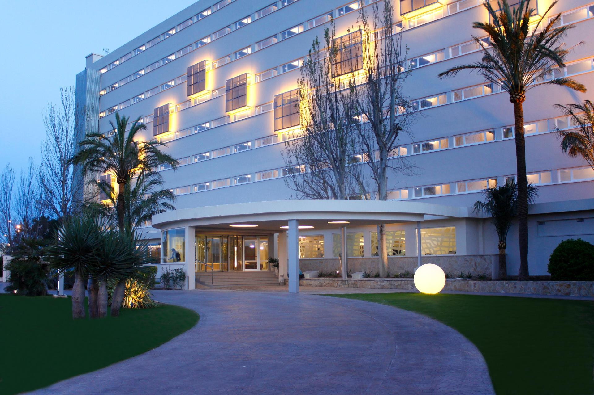 Vista Exterior BG Hotel Java