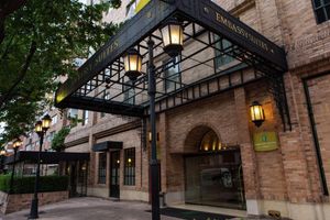 Alojamiento - Embassy Suites by Hilton Bogota - Rosales