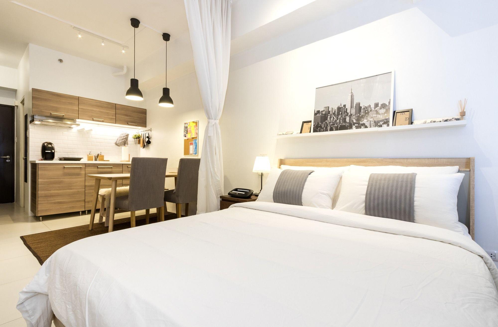 Varios Scandinavian Studio at The Pearl Place