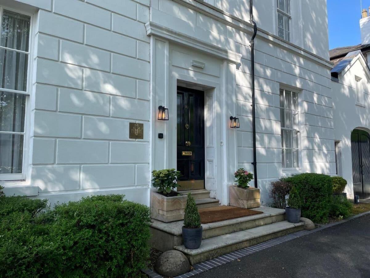 Varios Edgbaston House