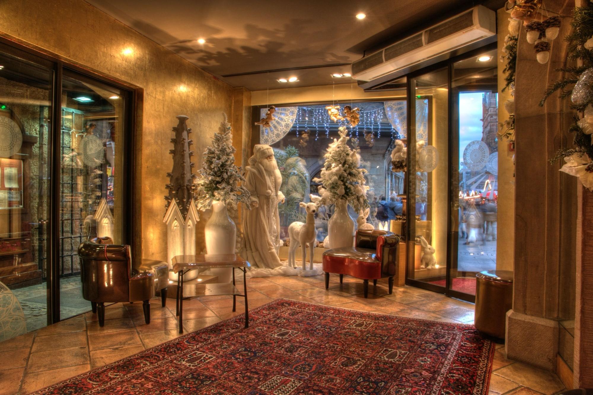 Vista Lobby Hotel Cathedrale