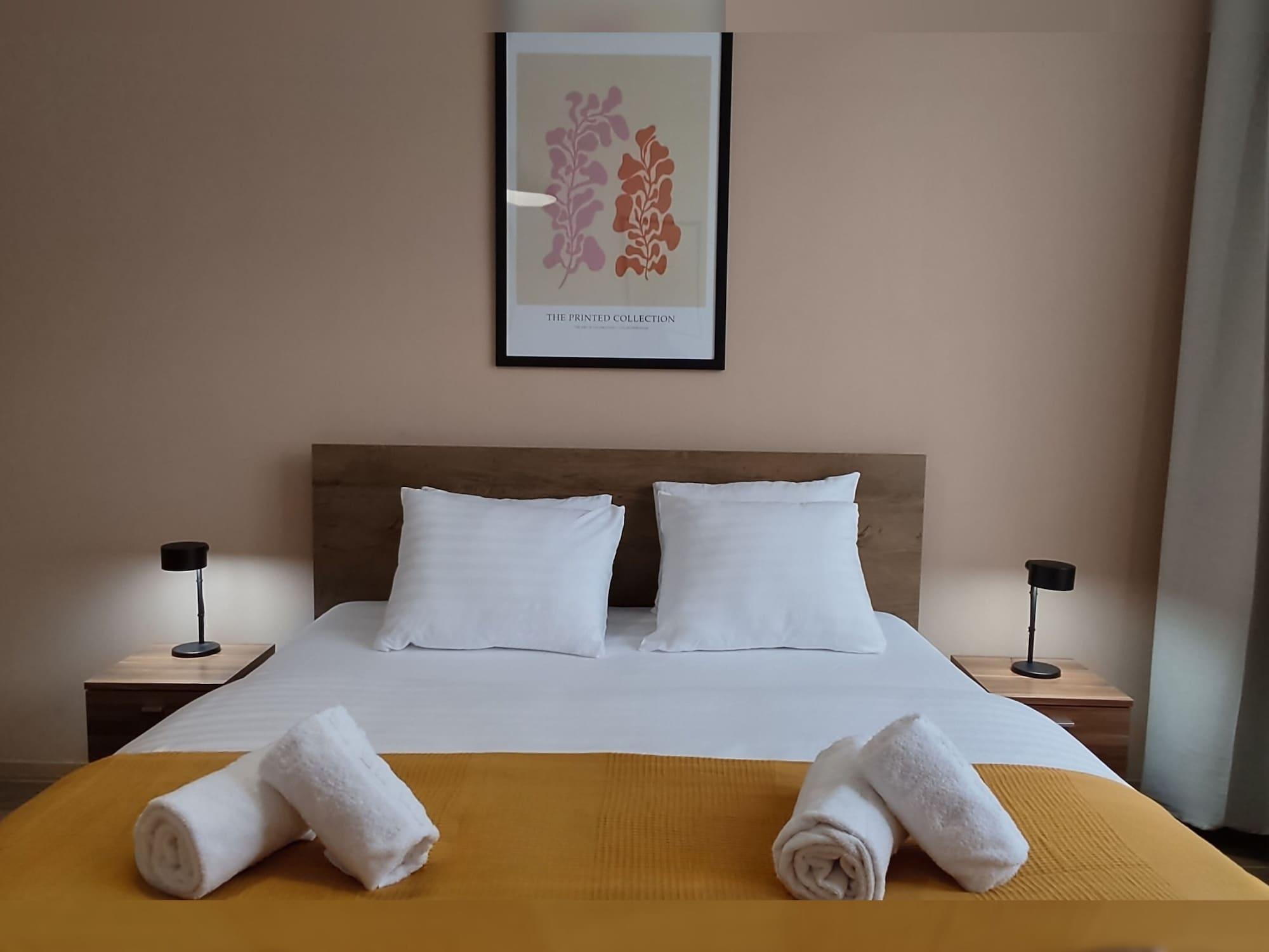 Varios Corvin Center Suites