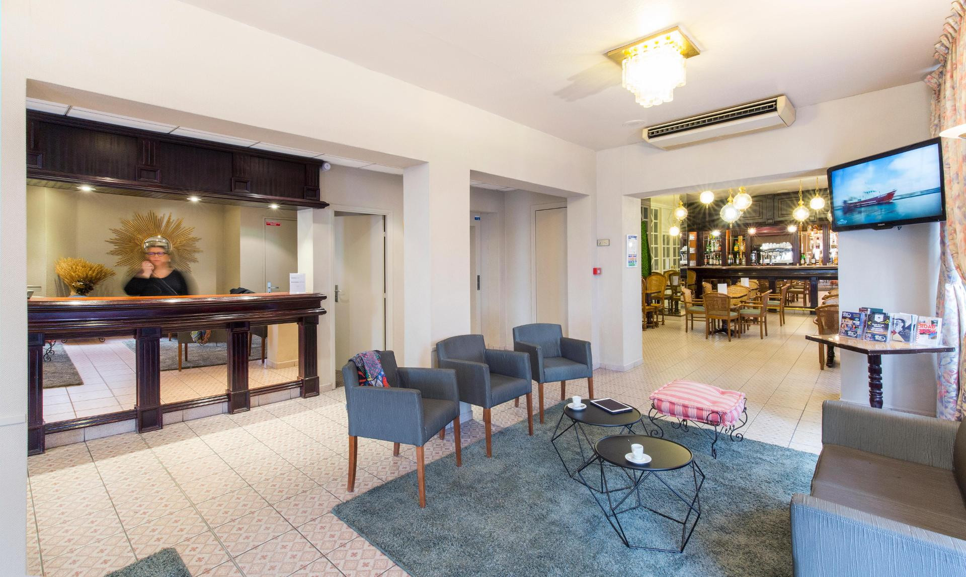 Bar/Salón Hotel Aneto
