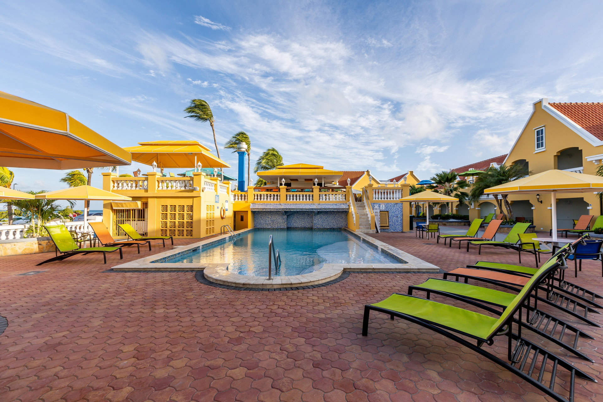 Vista Piscina Amsterdam Manor Beach Resort