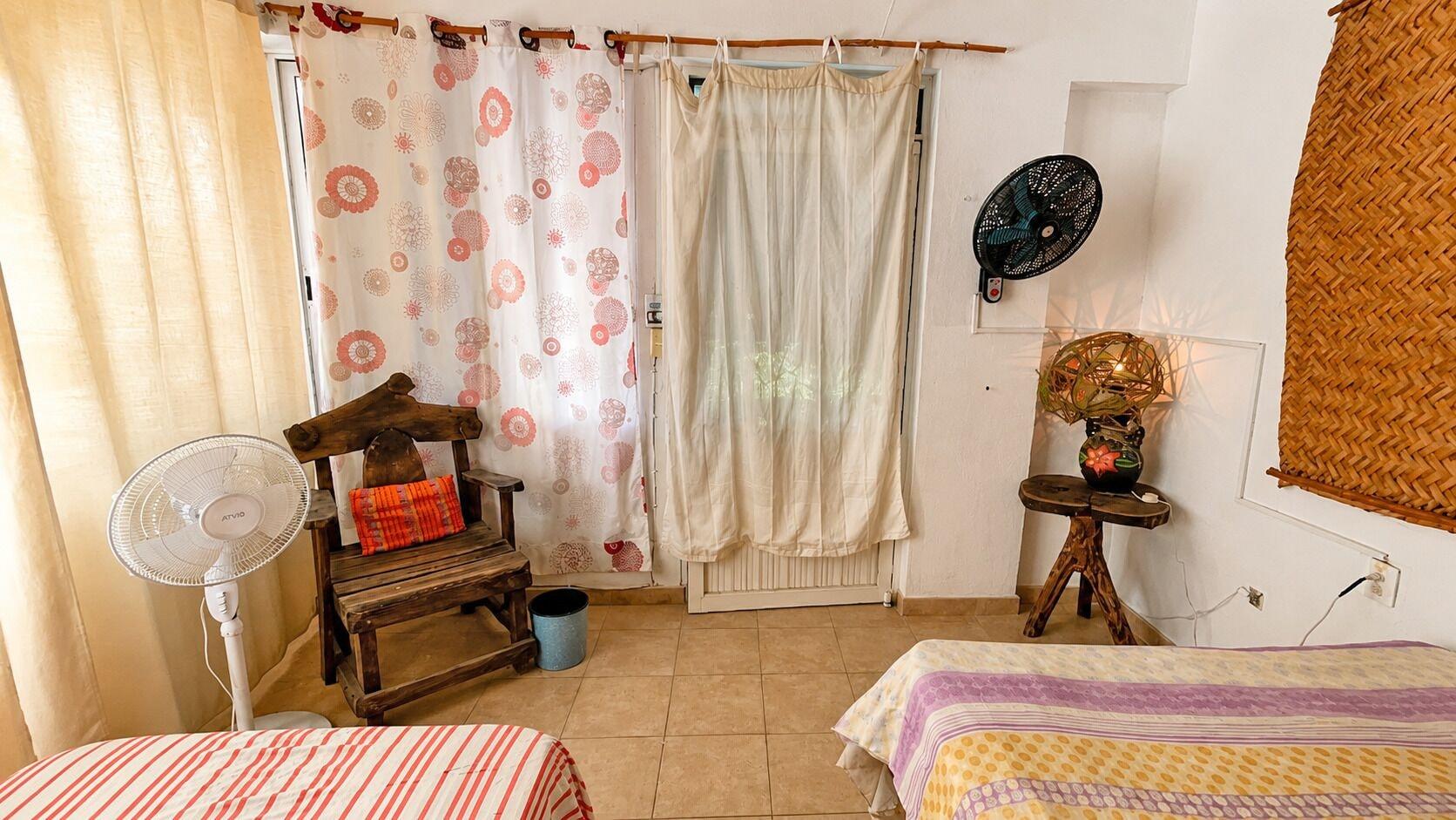 Habitación Hostal & Camping El Árbol de la Vida.