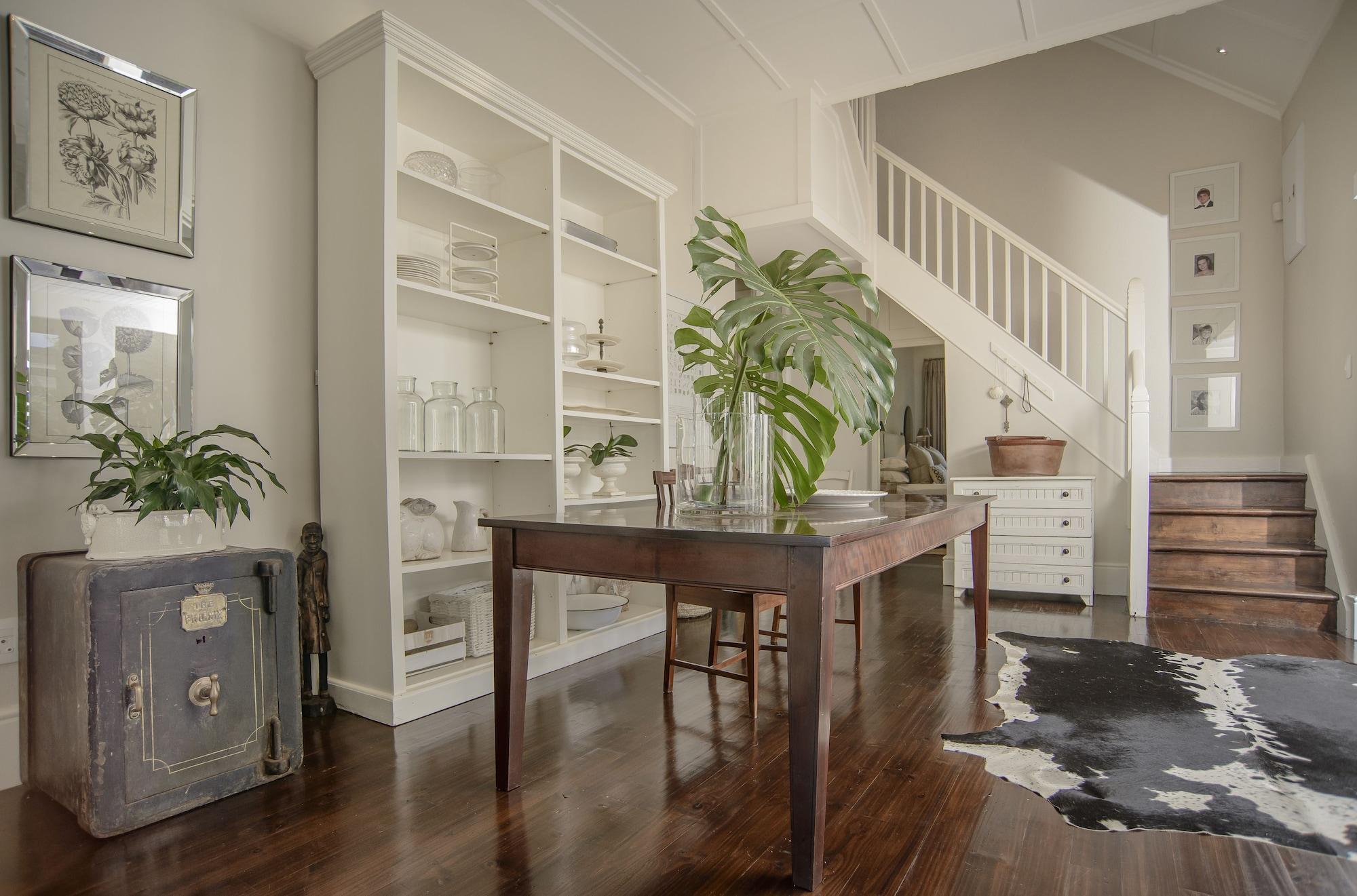 Vista Lobby Torburnlea Homestead Luxury Accommodation