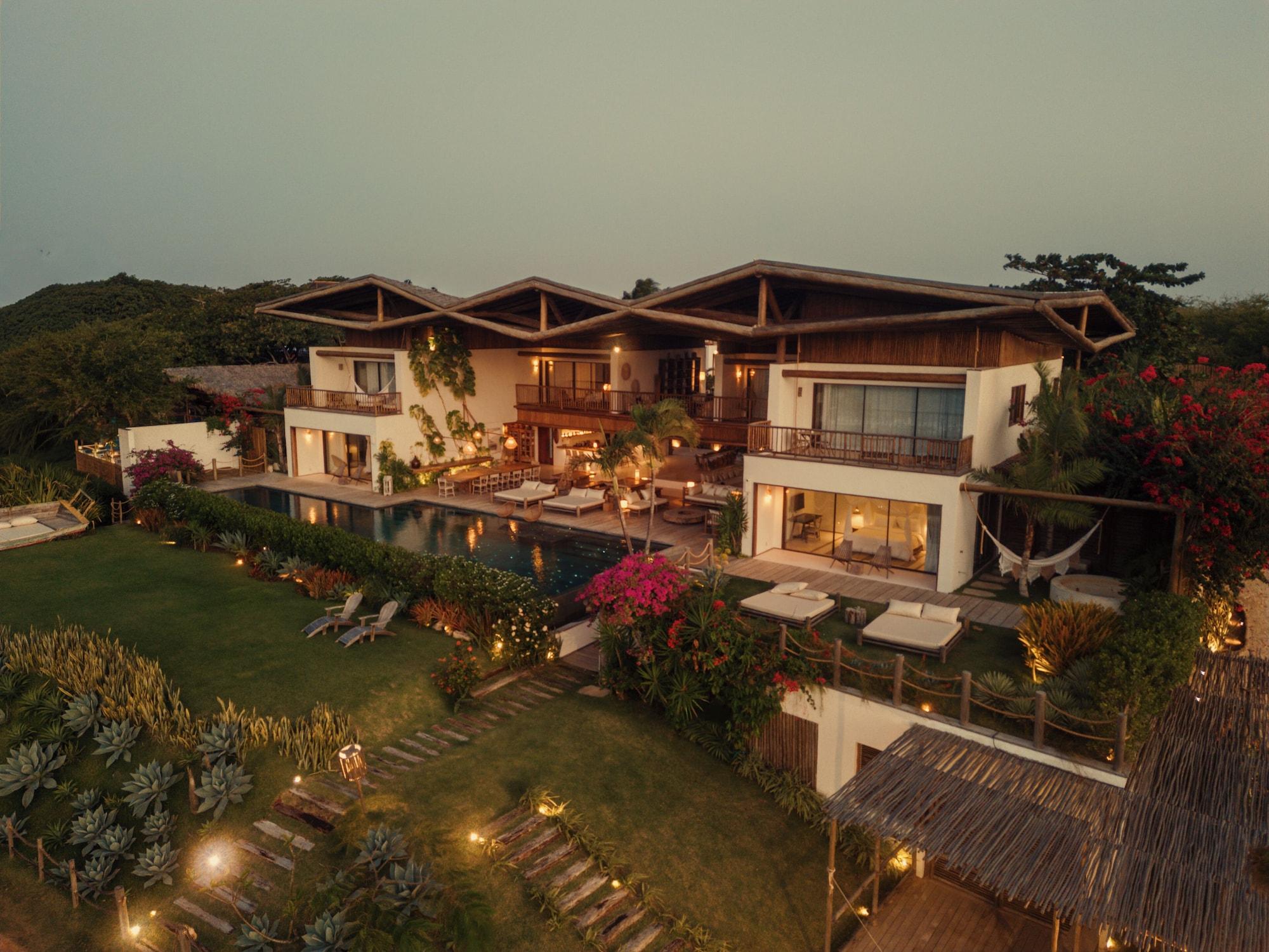 Vista Exterior Villa Mandi