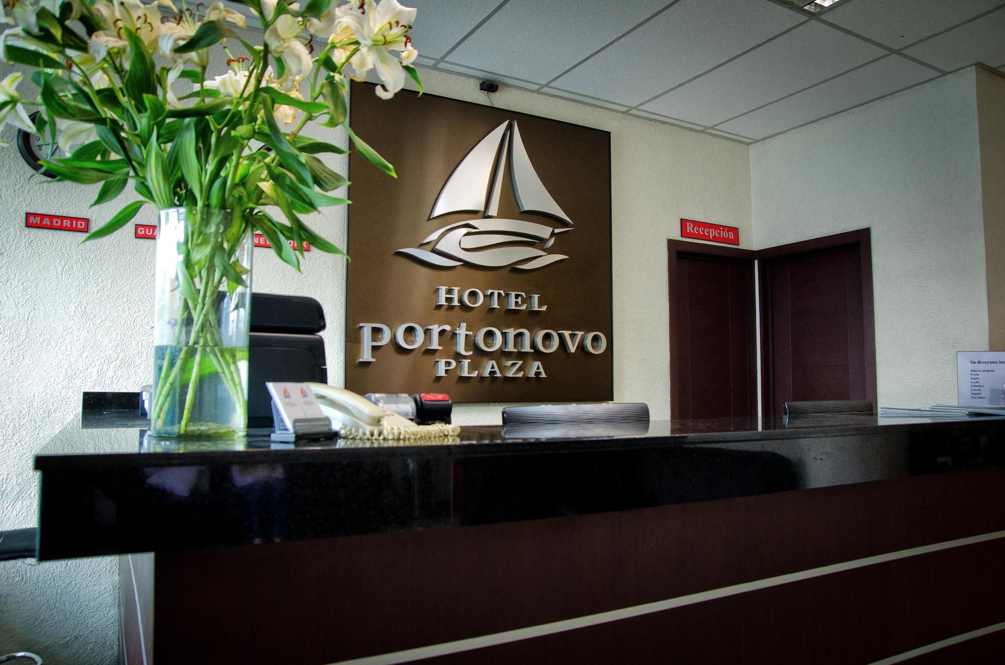 Vista Lobby Hotel Portonovo Plaza Guadalajara
