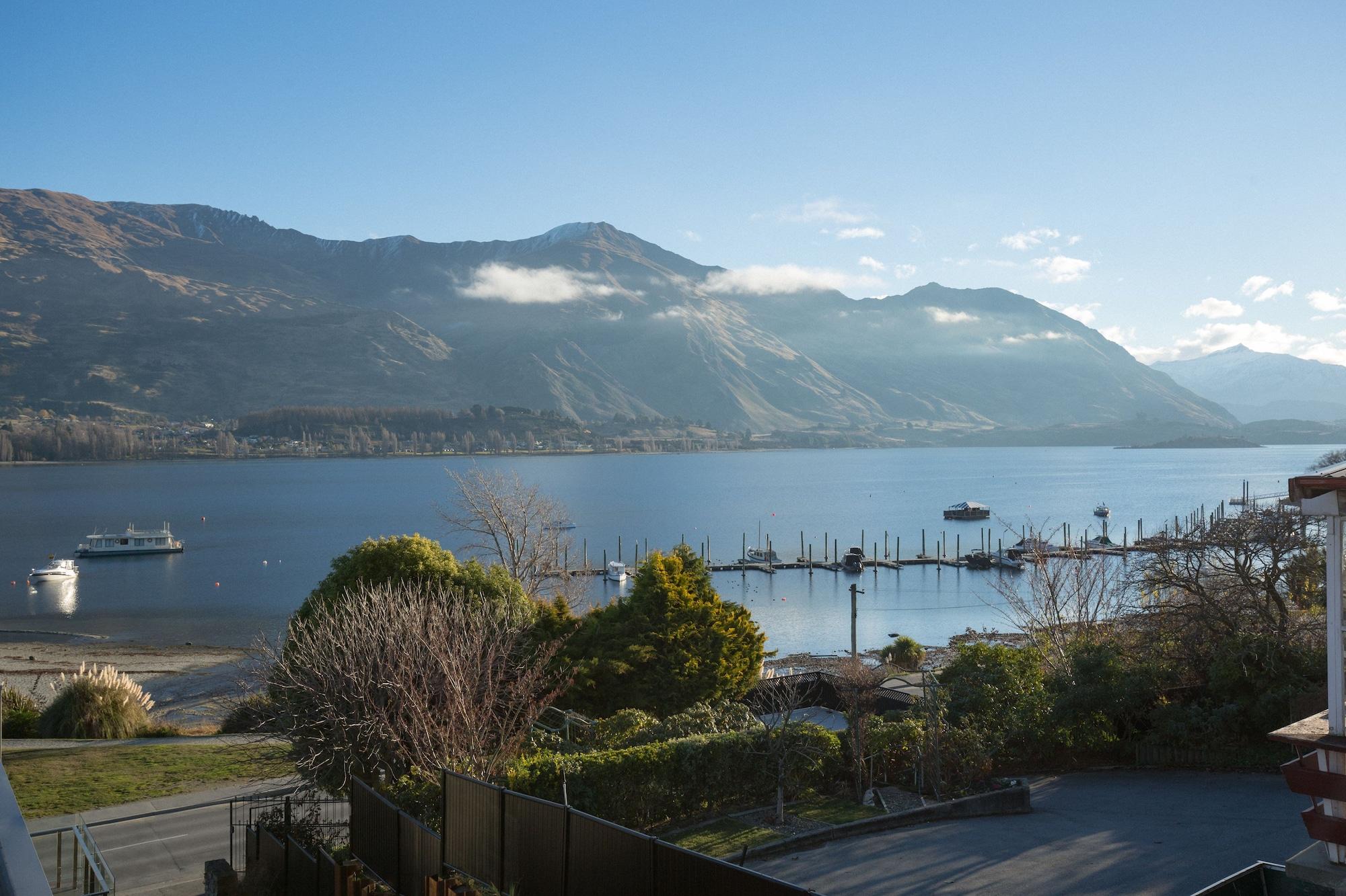 Comodidades del Alojamiento Lakeshore Springs Apartments