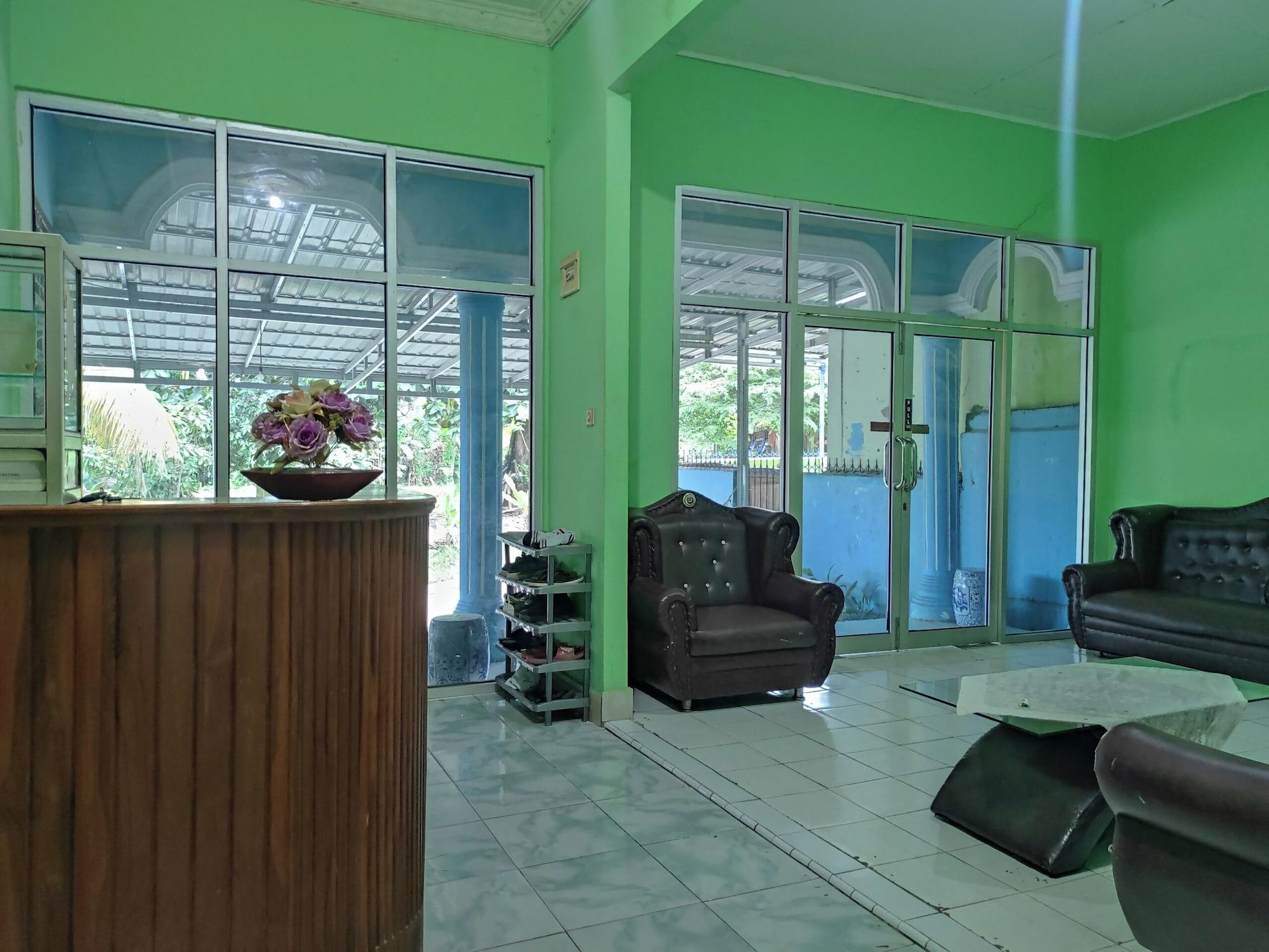 Vista Lobby Hotel O Penginapan Syariah Al Syifa