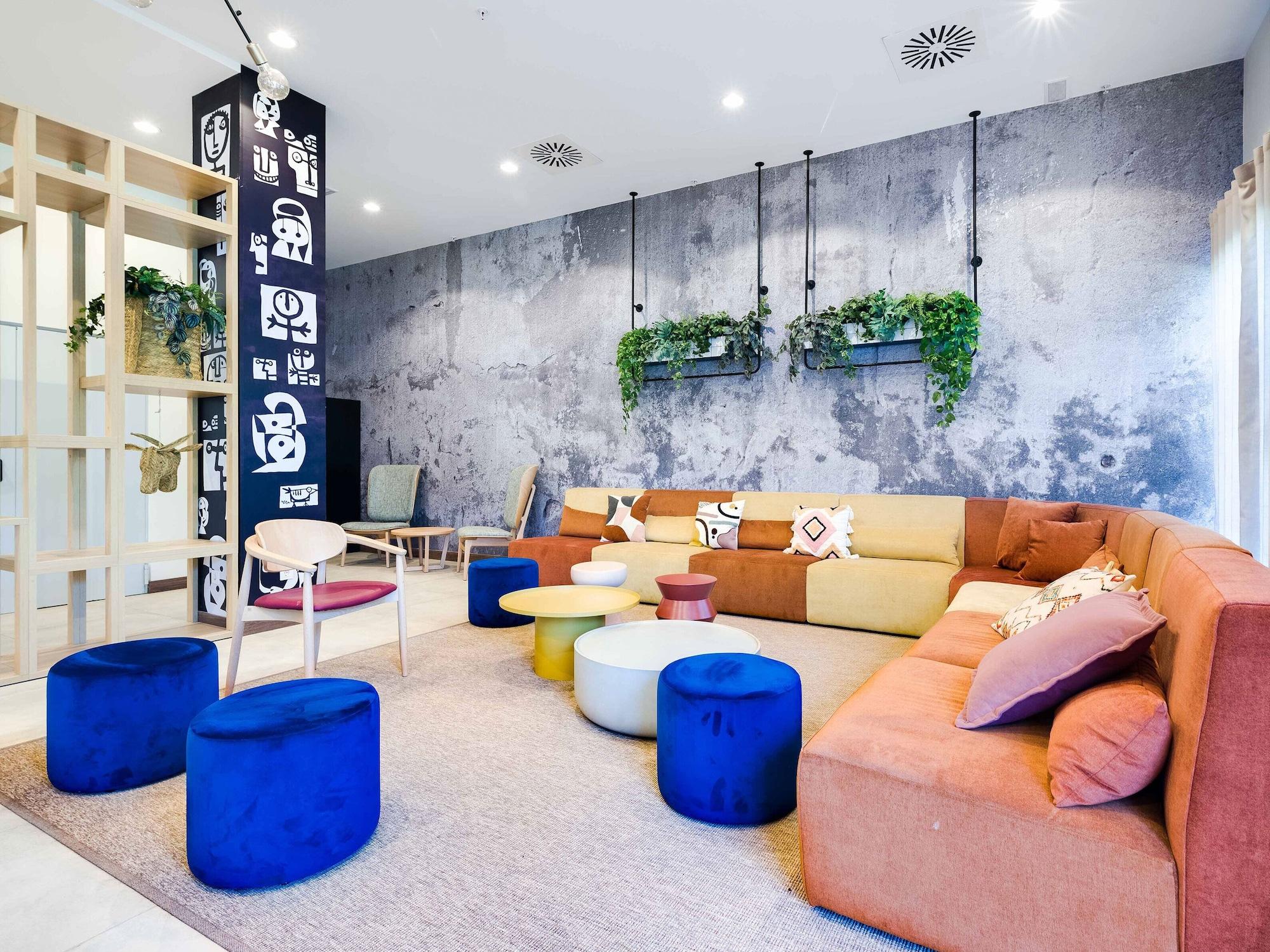 Comodidades del Alojamiento Livensa Living Studios Malaga Feria