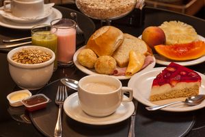 Alojamiento - Momax Hotel