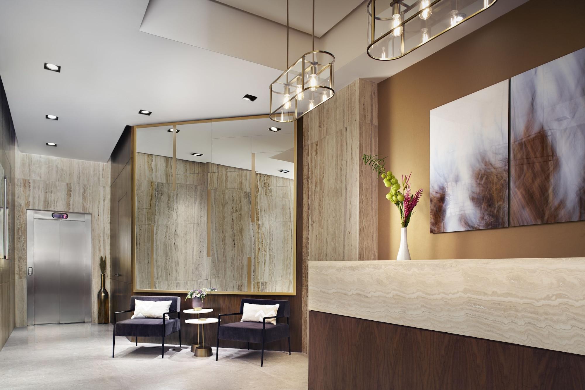 Vista Lobby Felix Luxury Plus by Viadora